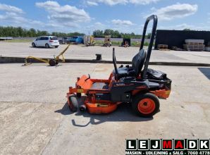 Lej en Kubota Zero Turn Plæneklipper Z122R