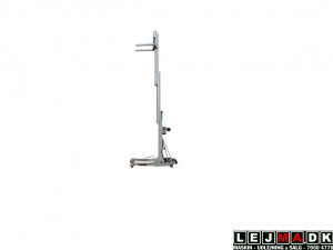 Lej en 4,6 meter Materiale lift 365kg. Sumner 2015