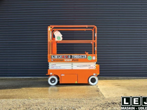 Lej en saxlift 8 meter Snorkel S3219E