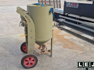 udlejes sandblæserpotte Clemco